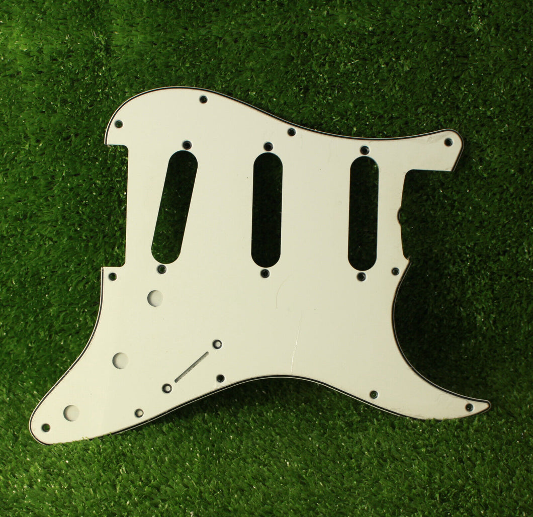B Stock 64 65 66 67 Pickguard For Strat White 3 Ply