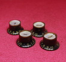Load image into Gallery viewer, Montreux Guitars Set of 4 Black Reflector Knobs for Les Paul Aged -  04C-164
