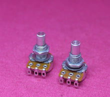 Load image into Gallery viewer, Set of Rhythm Roller Knobs Solid Shaft Mini Pots w/ Bracket For Fender Jaguar
